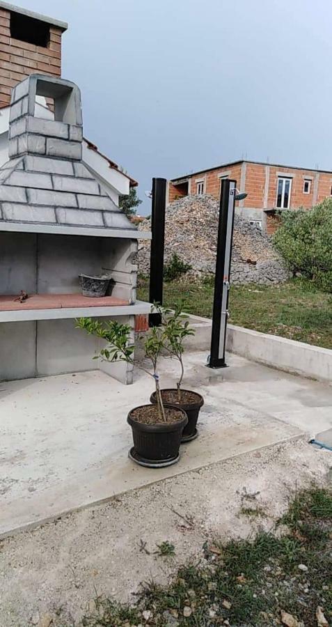 Ana Apartment Srima
